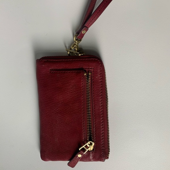 Fossil wristlet - Picture 2 of 2